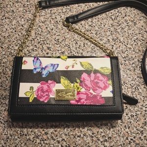 ~Betsey Johnson Crossbody Bag~